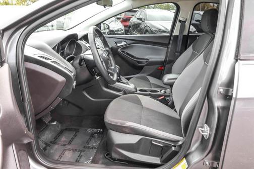 Sterling Gray Metallic 2014 Ford Focus SE