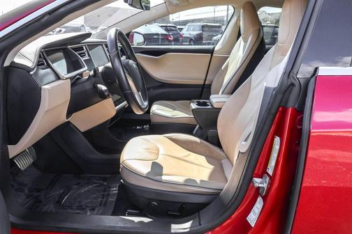 2013 Tesla Model S Performance