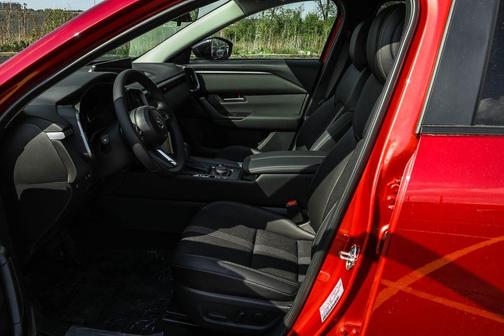 2025 Mazda CX-50 Hybrid Preferred Package