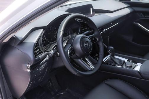 2025 Mazda Mazda3 FWD w/Preferred Package