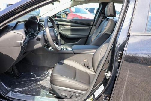 2025 Mazda Mazda3 FWD w/Preferred Package