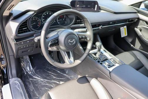 2025 Mazda Mazda3 FWD w/Preferred Package