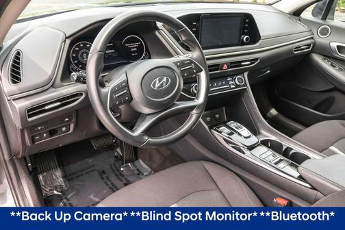 2022 Hyundai SONATA SEL