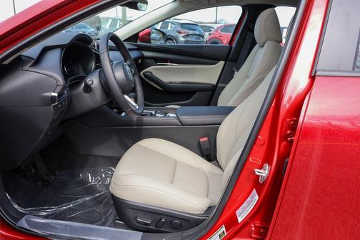 2025 Mazda Mazda3 FWD w/Preferred Package