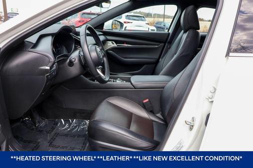 2022 Mazda Mazda3 FWD w/Premium Package