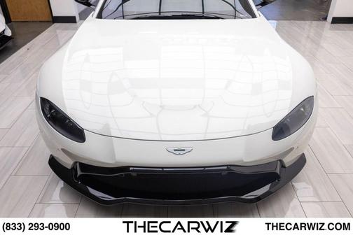 Lunar 2019 Aston Martin Vantage Base