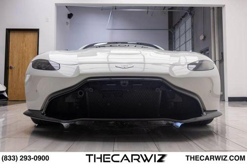 Lunar 2019 Aston Martin Vantage Base