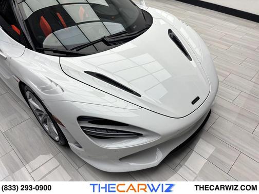 2024 McLaren 750S Spider Convertible 2D
