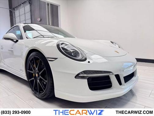 2016 Porsche 911 Carrera GTS