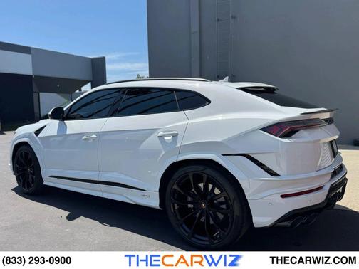 2023 Lamborghini Urus S Sport Utility 4D