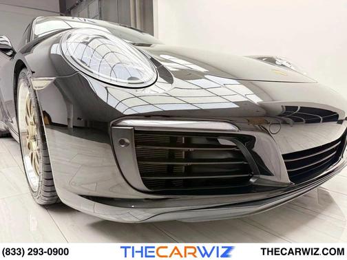 2019 Porsche 911 Carrera S