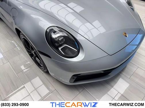 2020 Porsche 911 Carrera