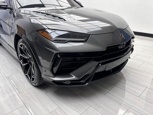 Grigio Keres Metallic 2023 Lamborghini Urus Performante