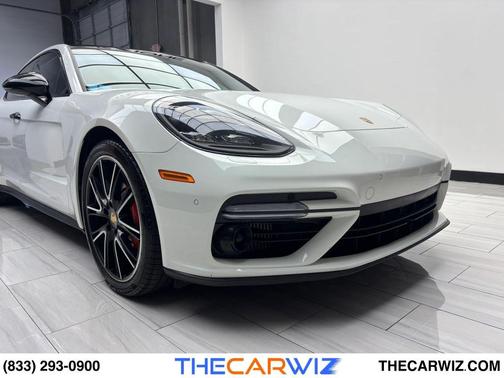 2018 Porsche Panamera Turbo