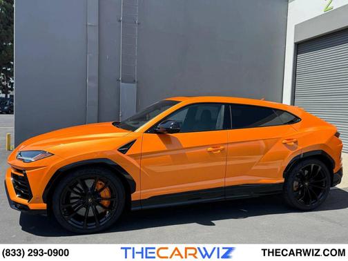2022 Lamborghini Urus Sport Utility 4D