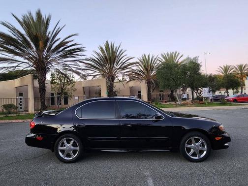 2004 INFINITI I35 Luxury