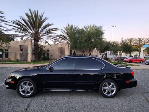 2004 INFINITI I35 Luxury