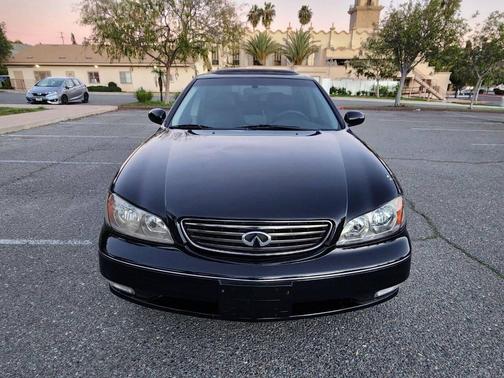 2004 INFINITI I35 Luxury