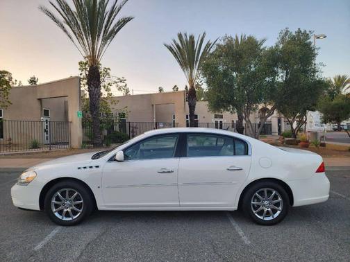 White 2007 Buick Lucerne CXL