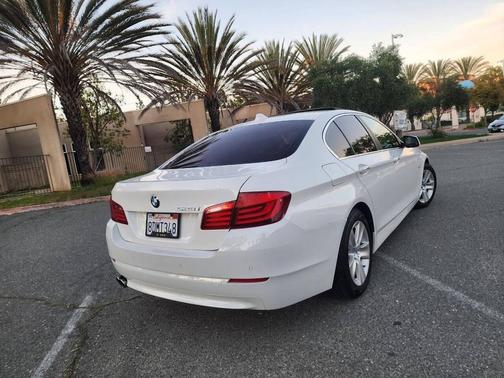 2012 BMW 528 528i 4dr Sedan