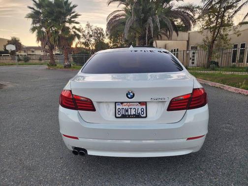 2012 BMW 528 528i 4dr Sedan