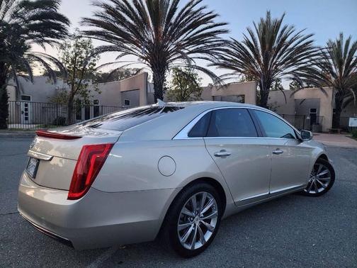 2014 Cadillac XTS Base
