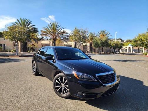 2012 Chrysler 200 Touring