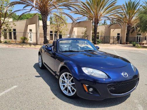 2010 Mazda MX-5 Miata Sport