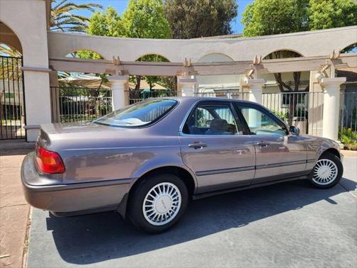 1992 Acura Legend Base 4dr Sedan