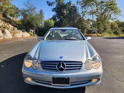 2005 Mercedes-Benz CLK-Class 320