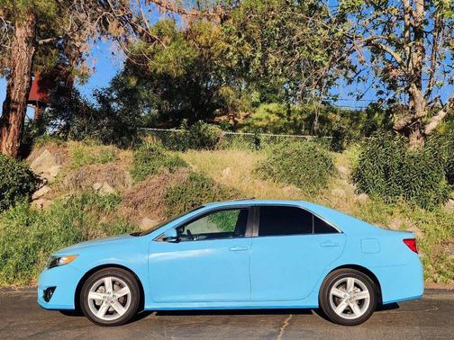 2012 Toyota Camry SE Limited Edition