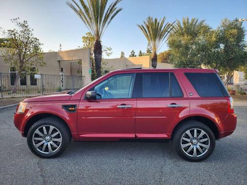 Burgundy 2008 Land Rover LR2 HSE