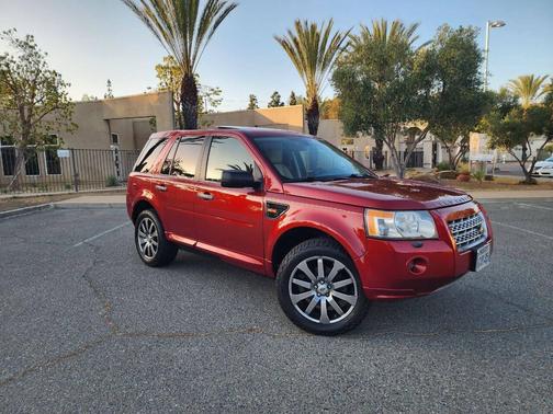 Burgundy 2008 Land Rover LR2 HSE