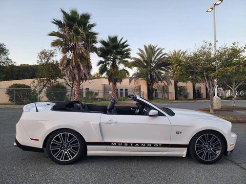 2010 Ford Mustang GT Premium