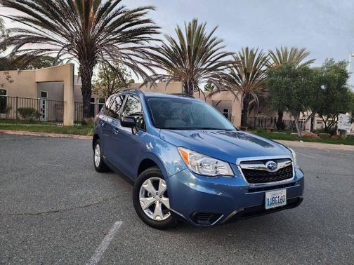 2015 Subaru Forester 2.5i