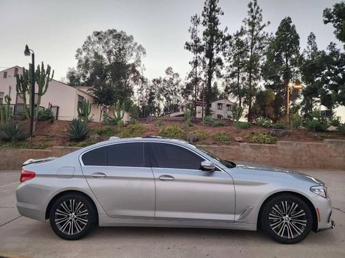 2018 BMW 530 530i 4dr Sedan