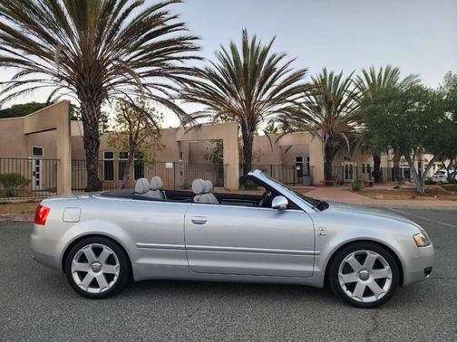 2005 Audi S4 quattro AWD 2dr Cabriolet