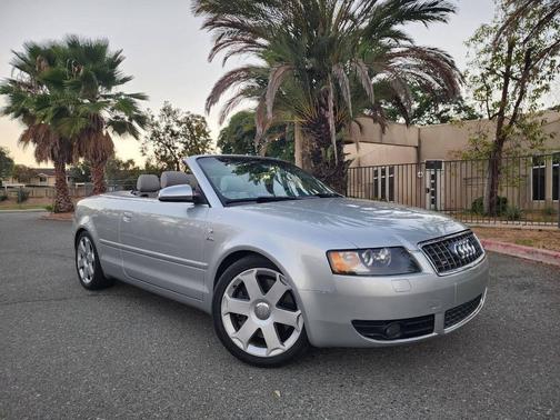 2005 Audi S4 quattro AWD 2dr Cabriolet