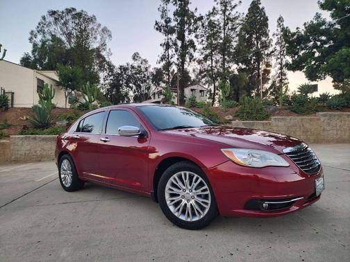 2011 Chrysler 200 Limited