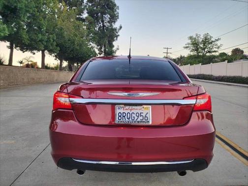 2011 Chrysler 200 Limited