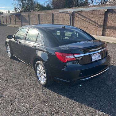 2013 Chrysler 200 Touring