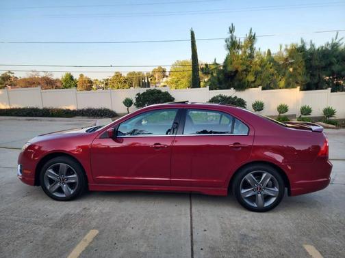 Maroon 2010 Ford Fusion Sport