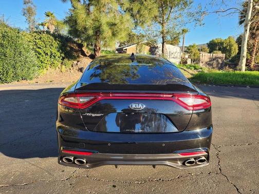 2019 Kia Stinger Base 4dr Sedan