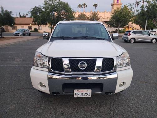Blizzard 2004 Nissan Pathfinder SE