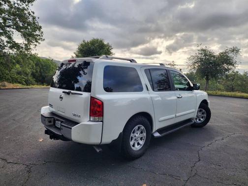 2004 Nissan Pathfinder SE