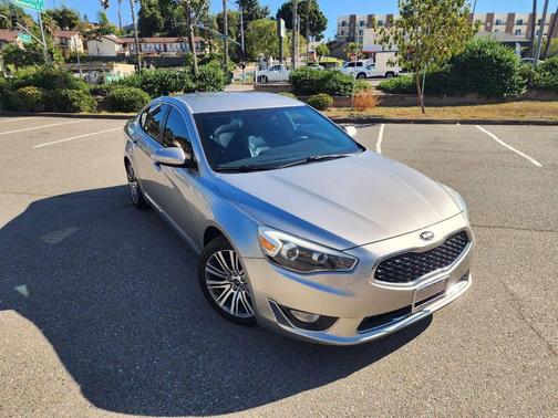 2014 Kia Cadenza Premium
