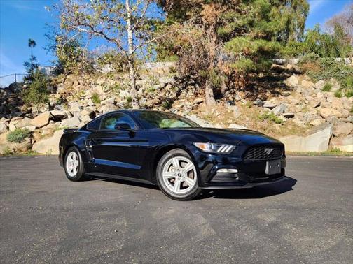 2017 Ford Mustang V6