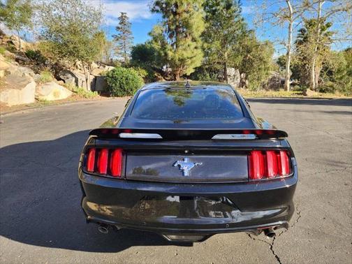 2017 Ford Mustang V6