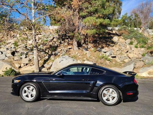 2017 Ford Mustang V6