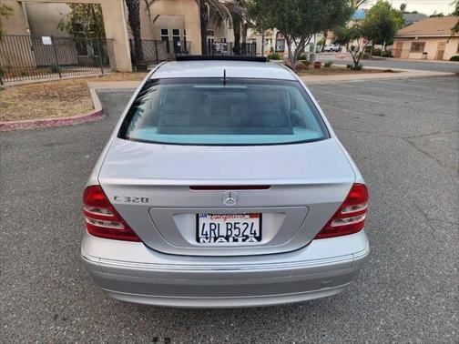 2001 Mercedes-Benz C-Class C 320 4dr Sedan